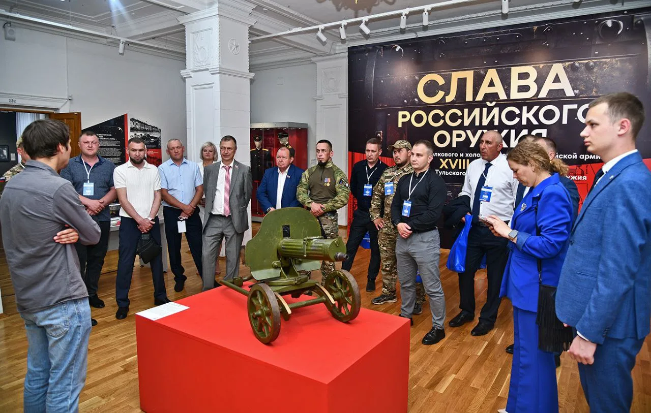 В одной команде со СВОими: ветераны осваивают депутатскую работу